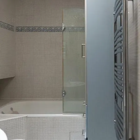 Appartement Charming 50m In The Heart Of *